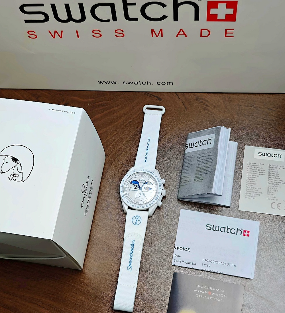 Swatch x Ome. Moonphase Gold Premium Edition