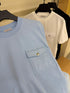 Camiseta con bolsillo y logotipo
