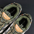 Sneaker Off W. Be Right Back