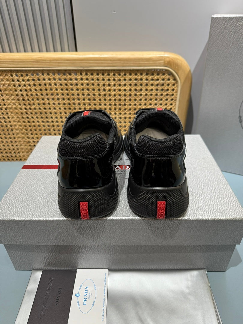 Sneakers America's Cup