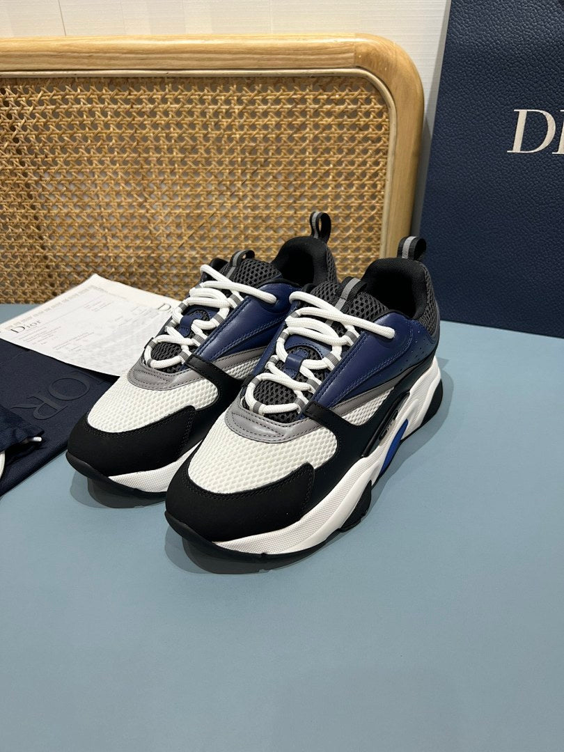 Sneakers B22