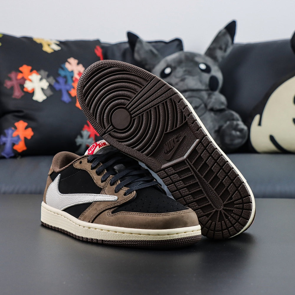 Travis Scott x Air Jordan 1 Retro Low Mocha