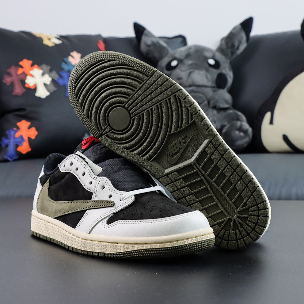 Travis Scott x Air Jordan 1 Retro Low OG SP Olive