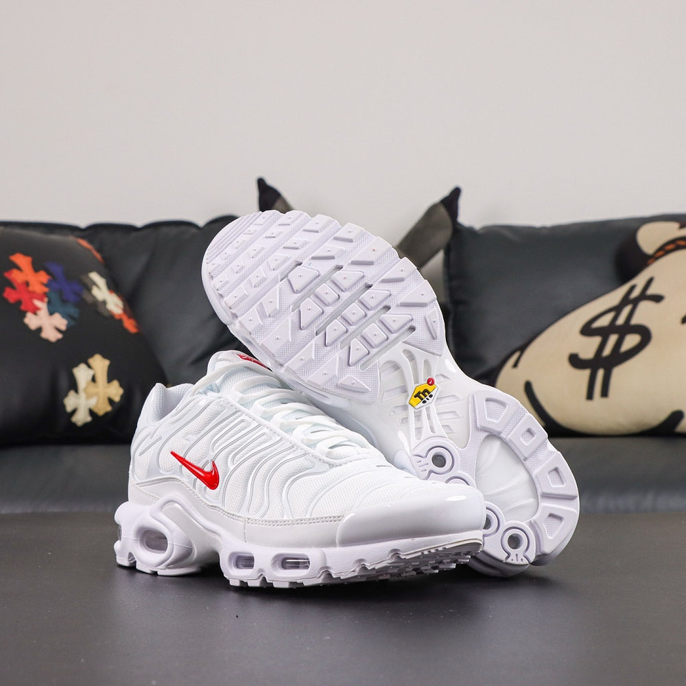 Nike Air Max TN x Supreme DA1472-100