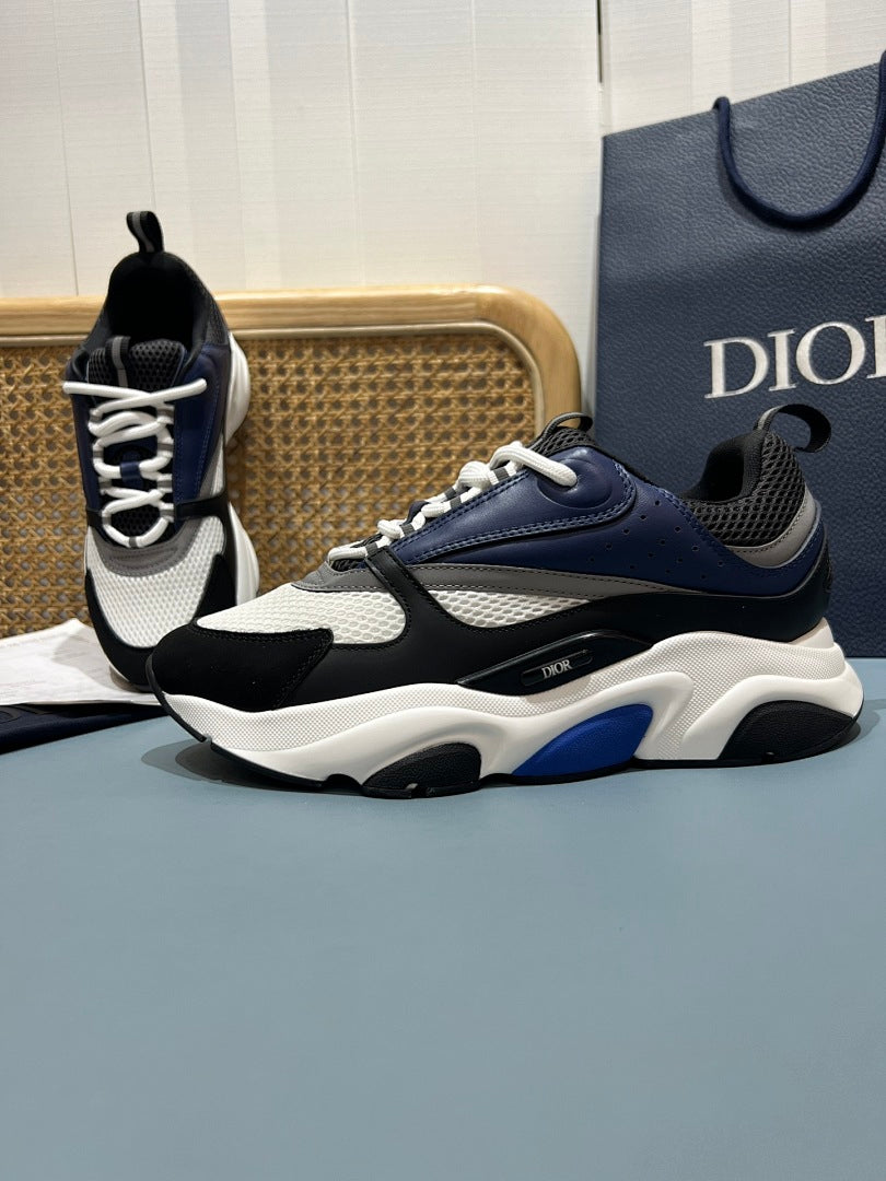 Sneakers B22