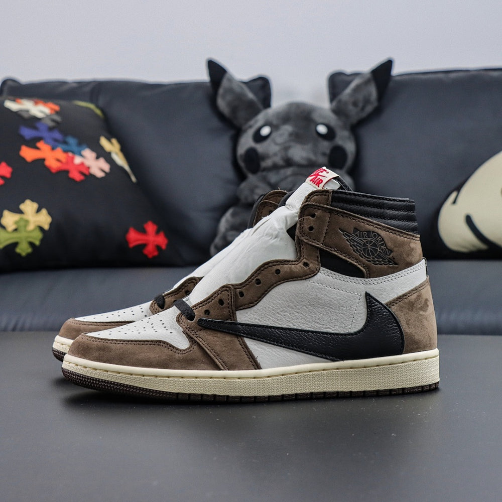 Travis Scott x Air Jordan 1 Retro High "Cactus Jack"