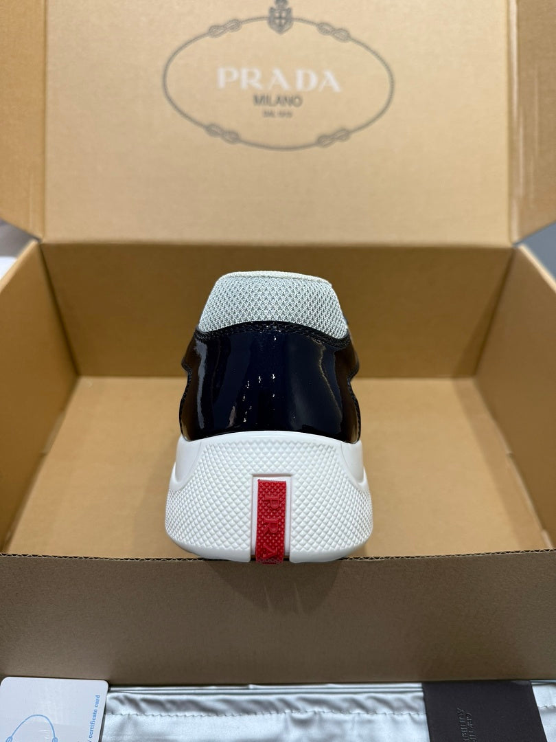 Sneakers America's Cup