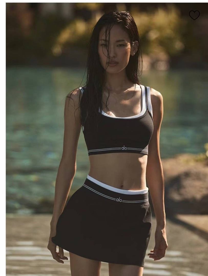Ensemble Yoga Alo