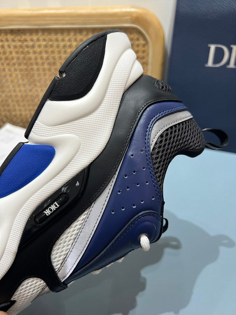 Sneakers B22