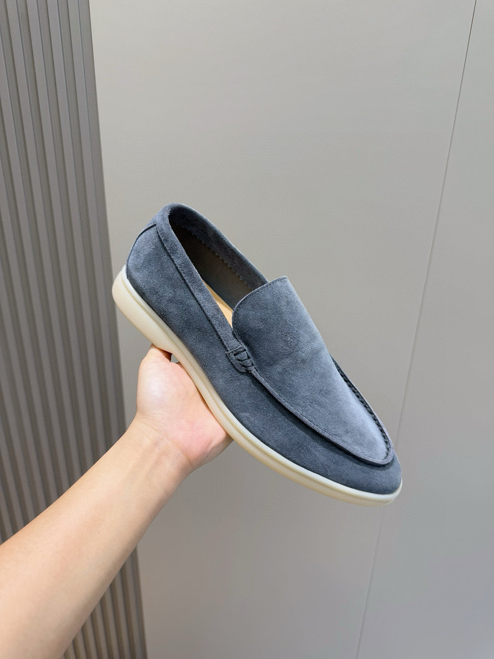 Mocassin en daim Loro P.