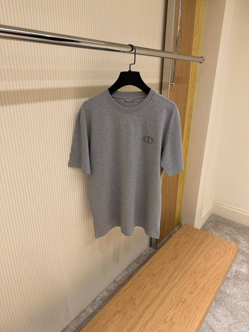 T-SHIRT WITH EMBROIDERED SIGNATURE