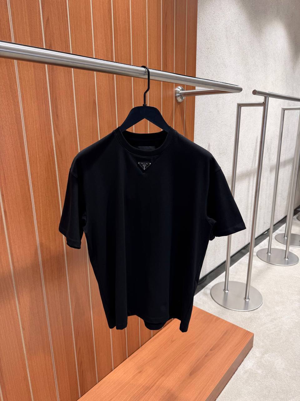T-shirt Col Logo Triangle