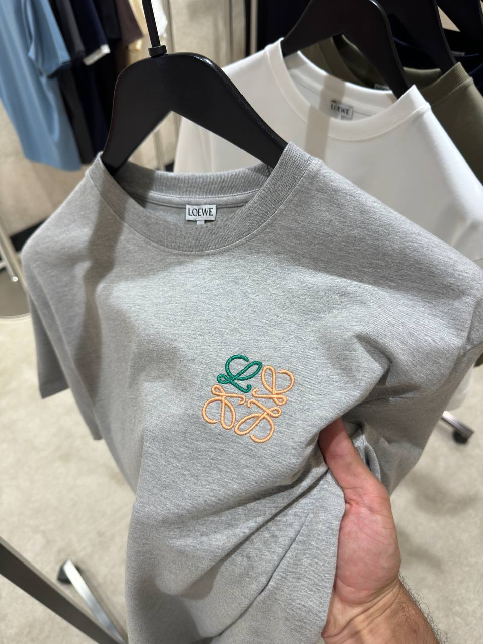 T-shirt Brodé Poitrine