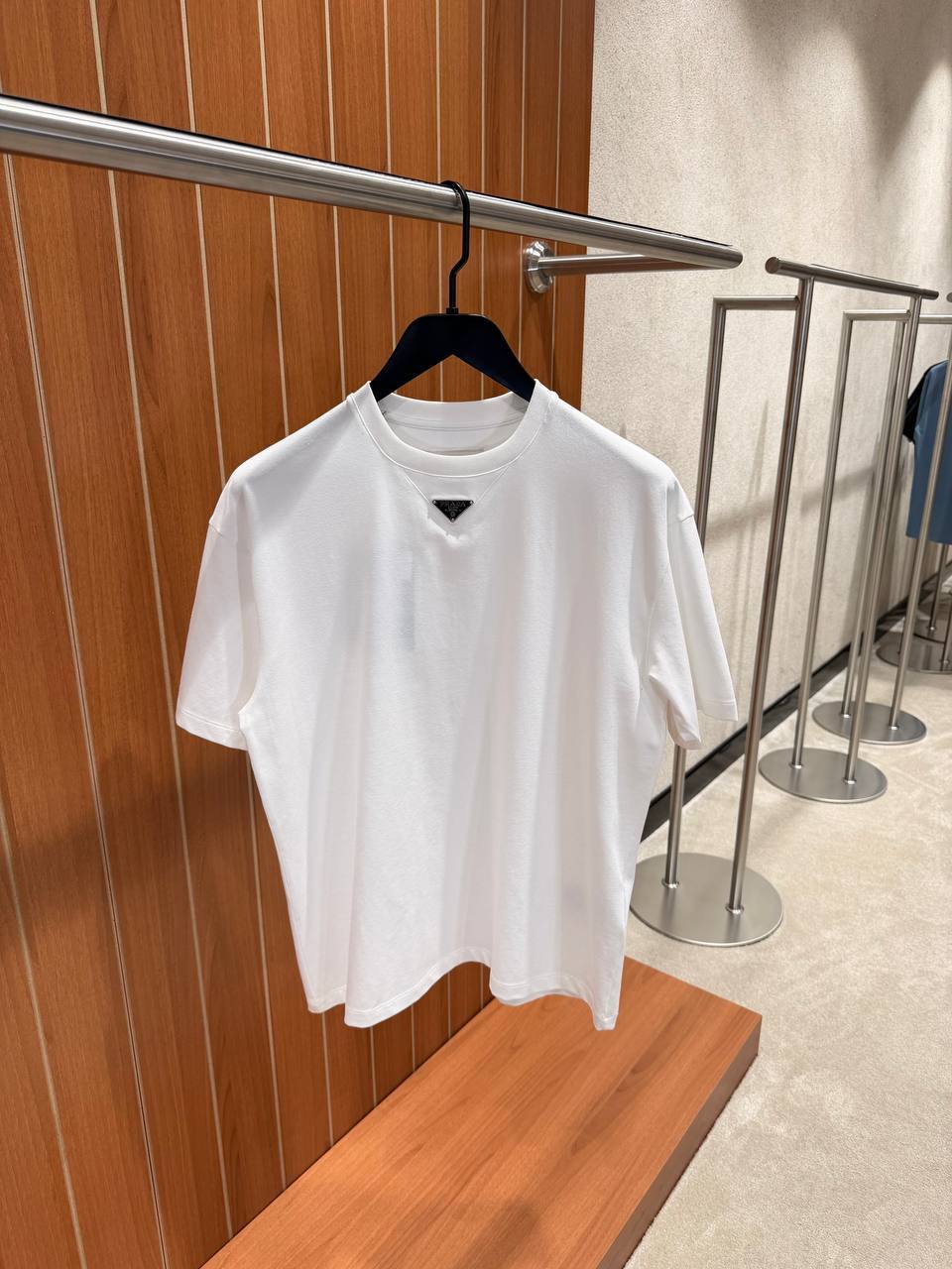 T-shirt Col Logo Triangle
