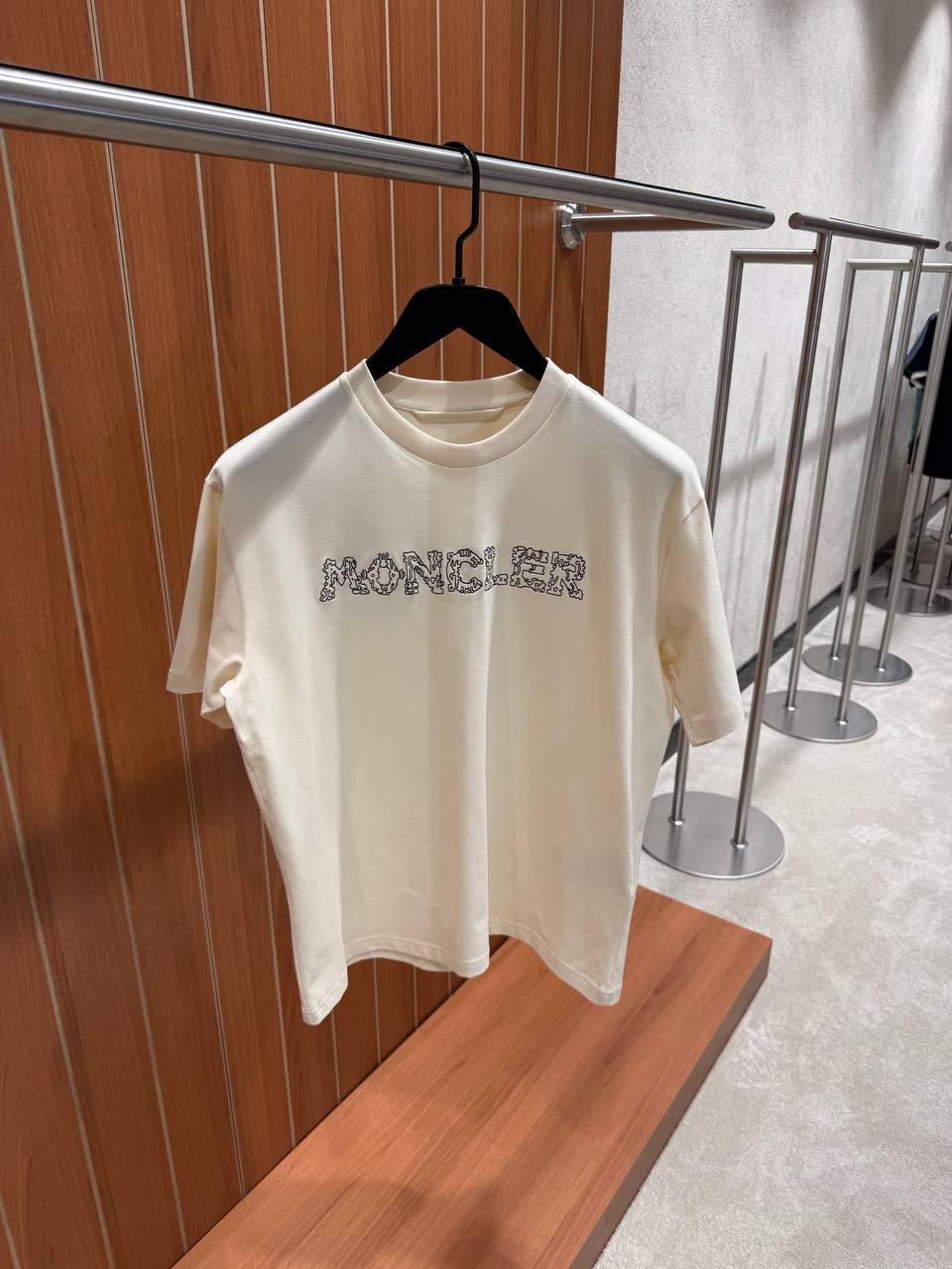 T-shirt Mon brodé