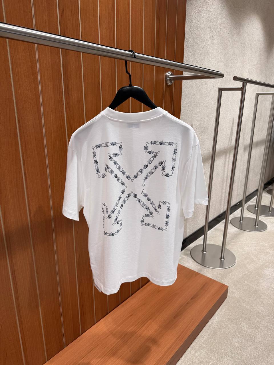 T-shirt Off