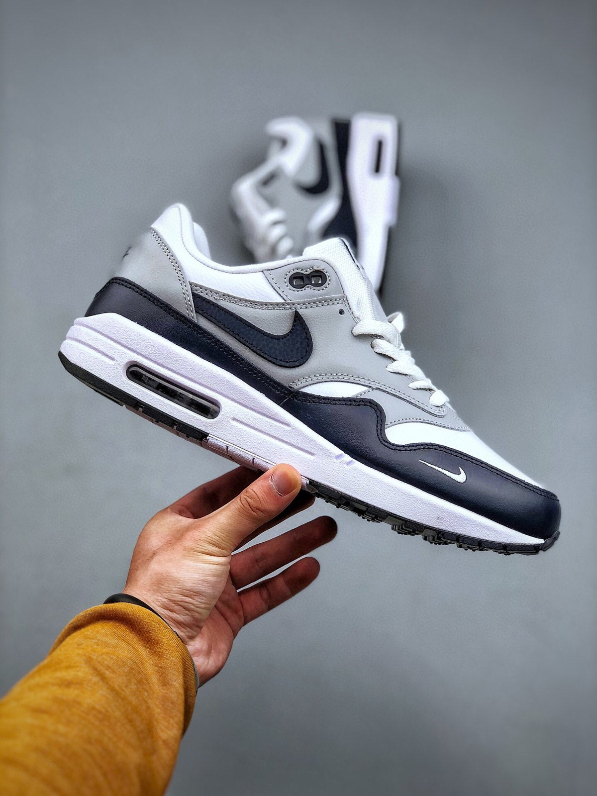 Nike Air Max 1 'Blanc Gris Anthracite Marine' — vue 3