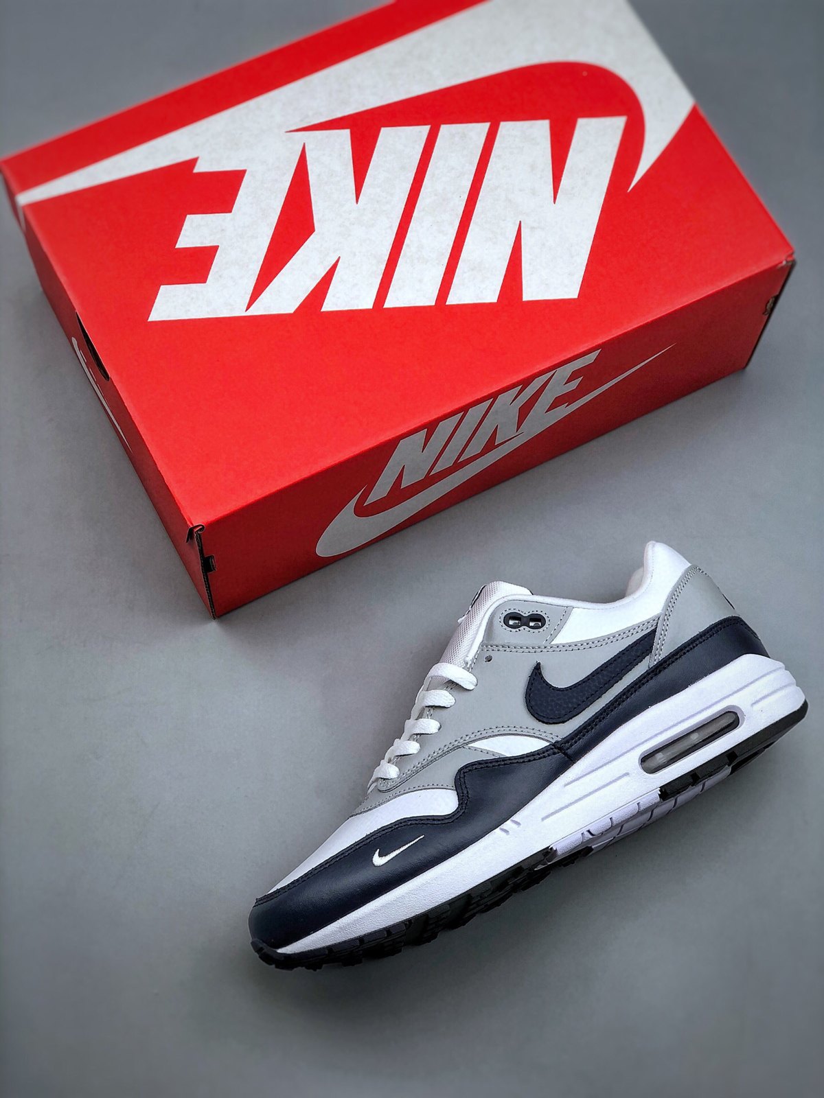Nike Air Max 1 'Blanc Gris Anthracite Marine' — vue 4