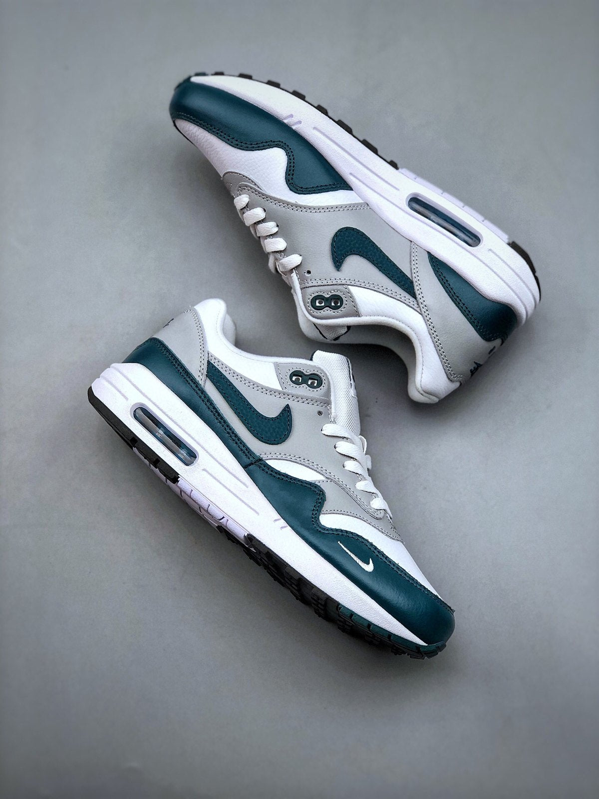 Nike Air Max 1 'Blanc Gris Bleu Canard' — vue 2