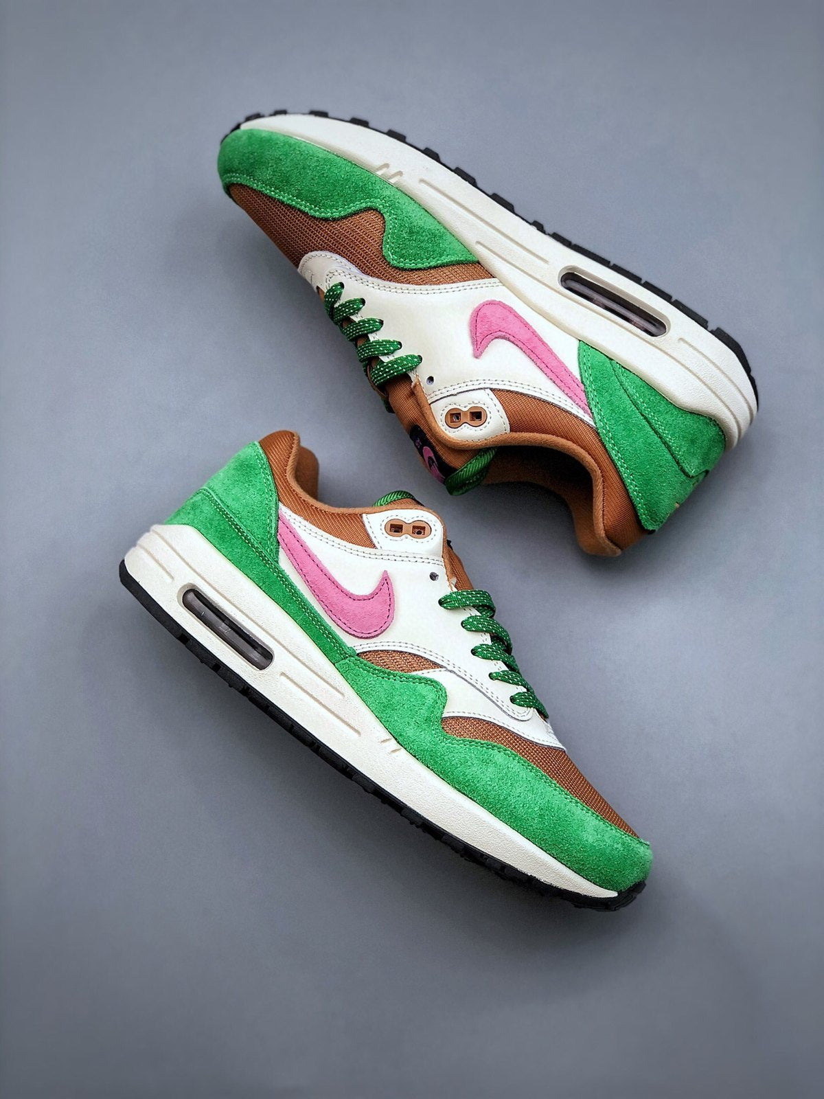 Nike Air Max 1 'Vert Rose Marron' — vue 3