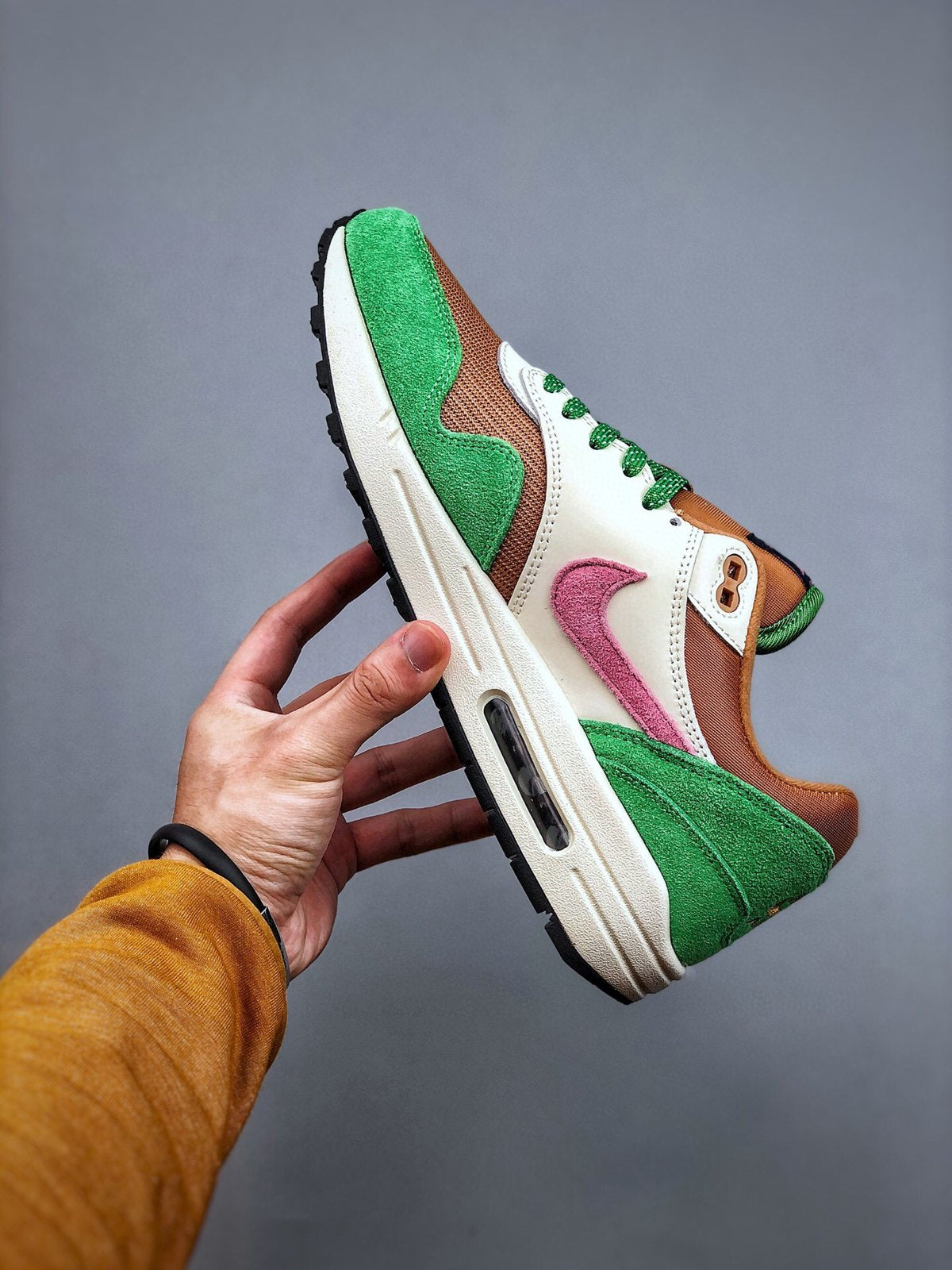 Nike Air Max 1 'Vert Rose Marron' — vue 4