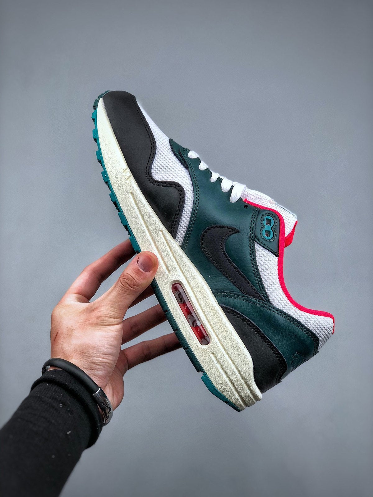 Nike Air Max 1 'Vert Pin Rose'