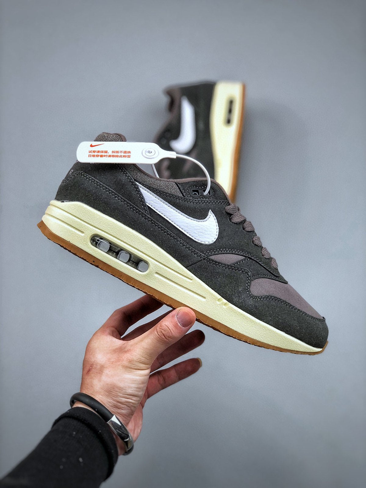 Nike Air Max 1 'Noir Marron Crème' — vue 3