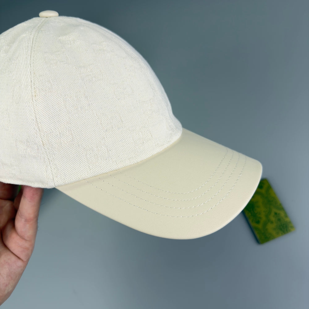 Casquette Blanche G.