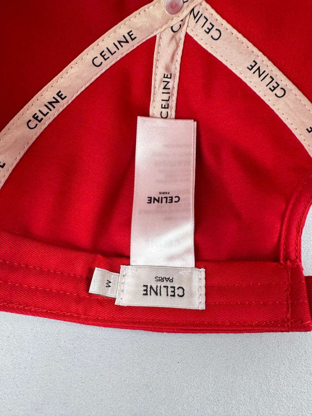 Casquette Céli. Rouge