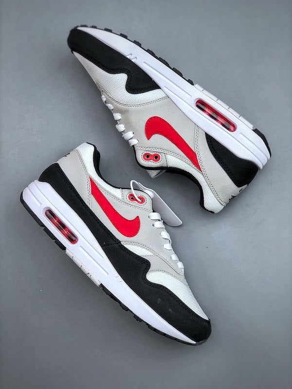 Nike Air Max 1 'Blanc Rouge Noir' — vue 2