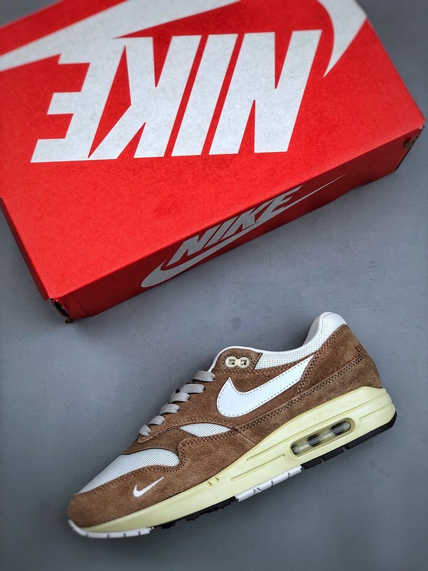 Nike Air Max 1 'Marron Daim Crème' — vue 3