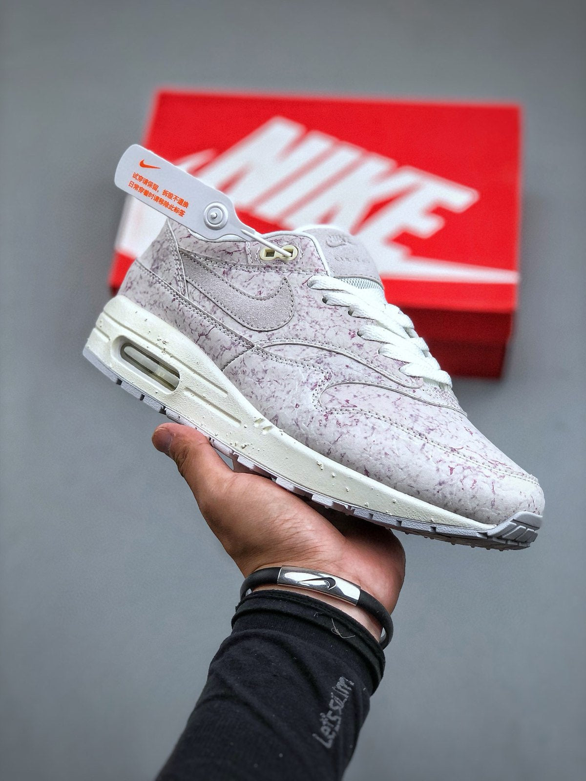 Nike Air Max 1 'Gris Paisley' — vue 2
