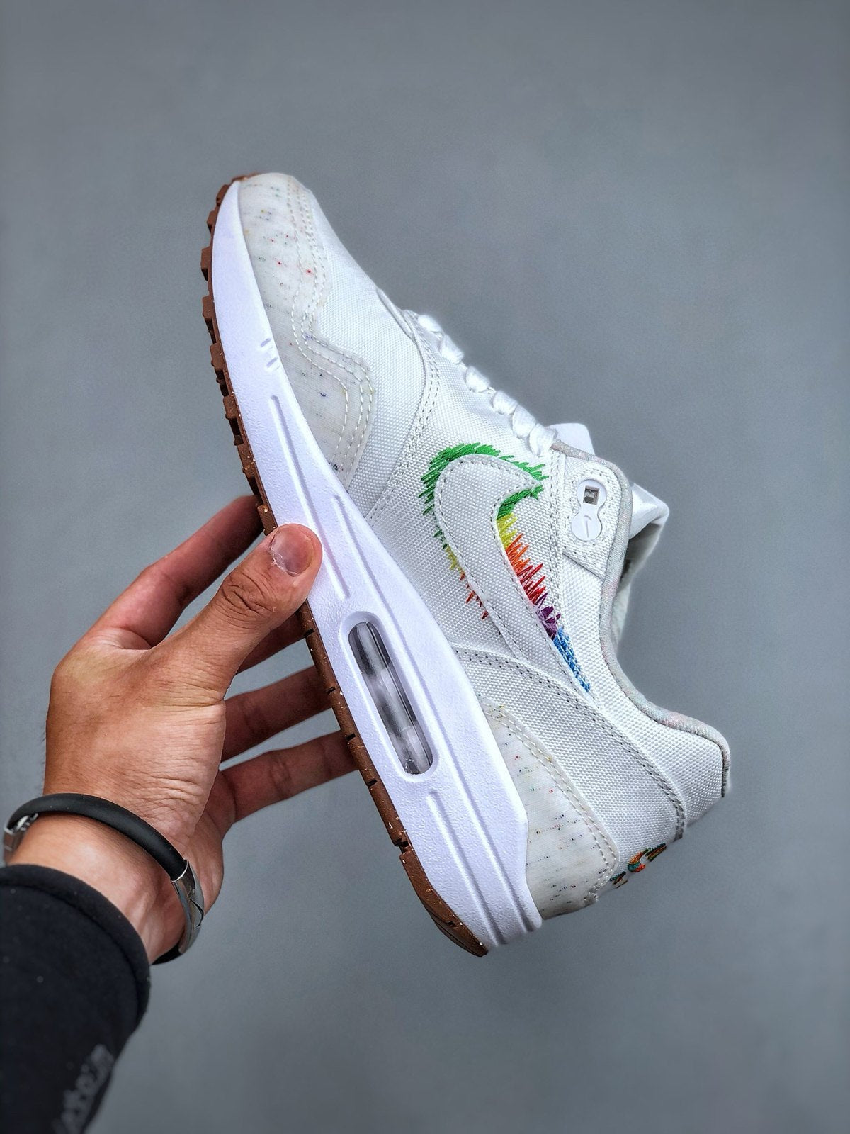 Nike Air Max 1 'Blanc Iridescent' — vue 3
