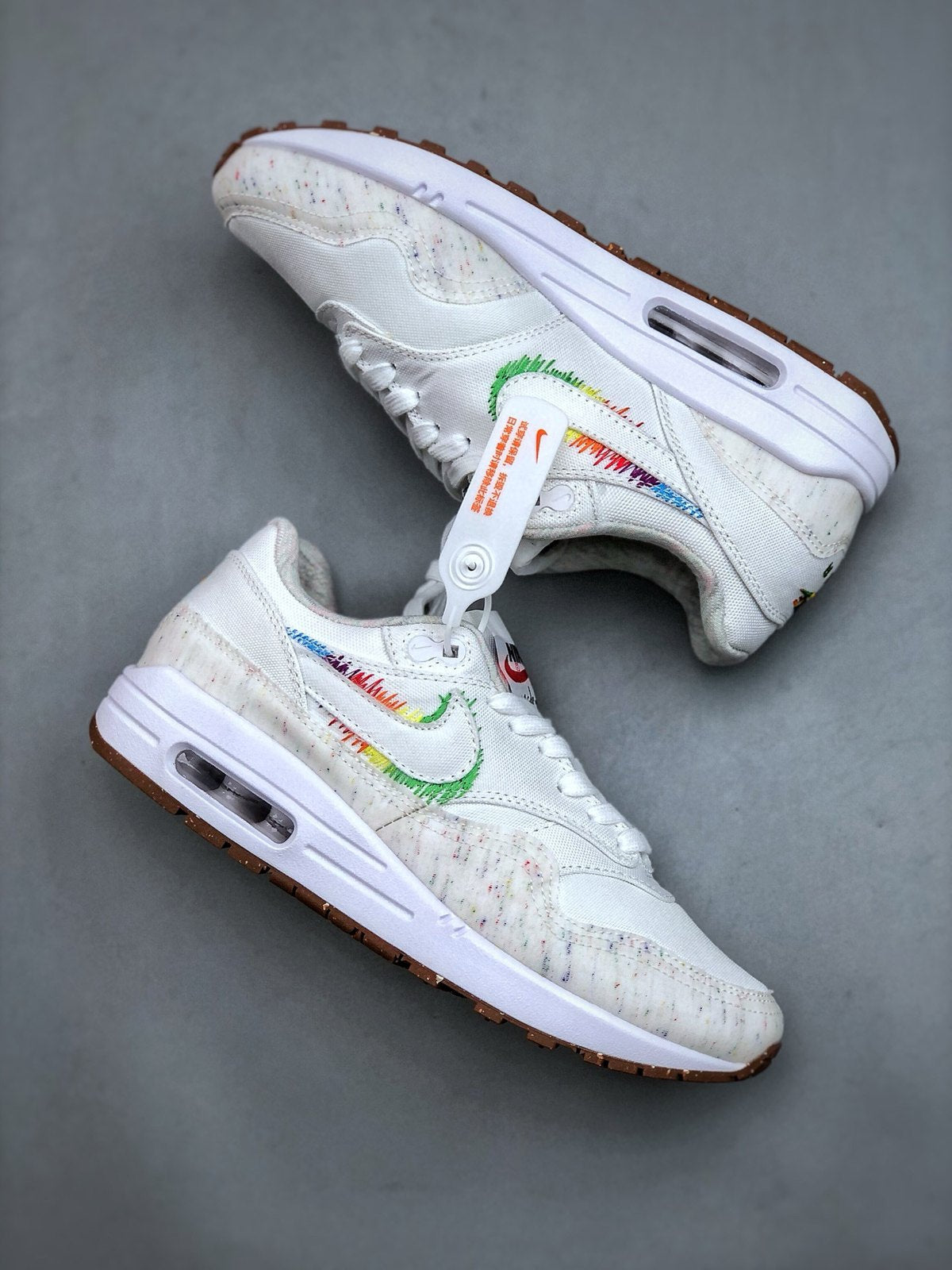 Nike Air Max 1 'Blanc Iridescent' — vue 4
