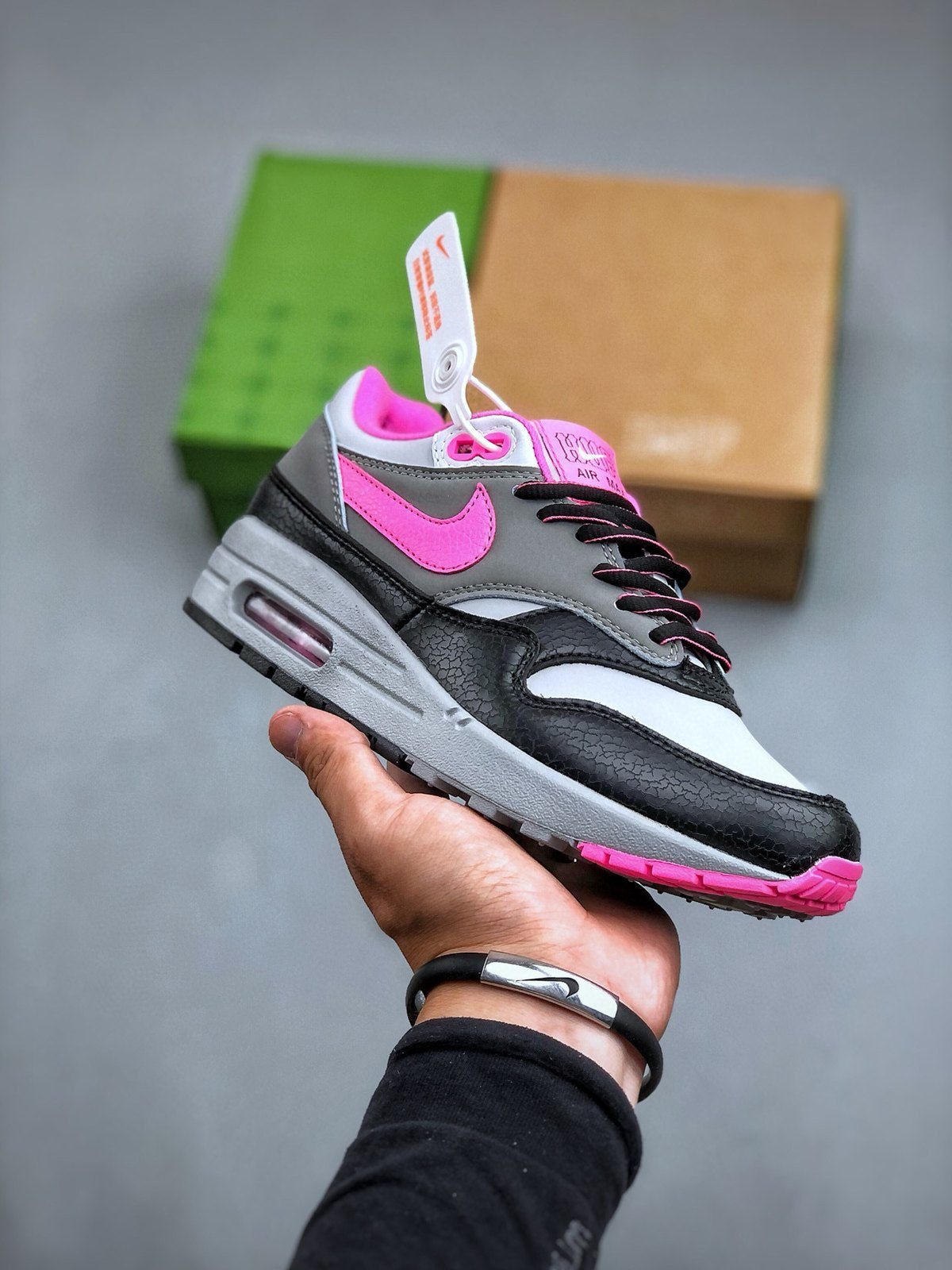 Nike Air Max 1 'Gris Rose Noir' — vue 2
