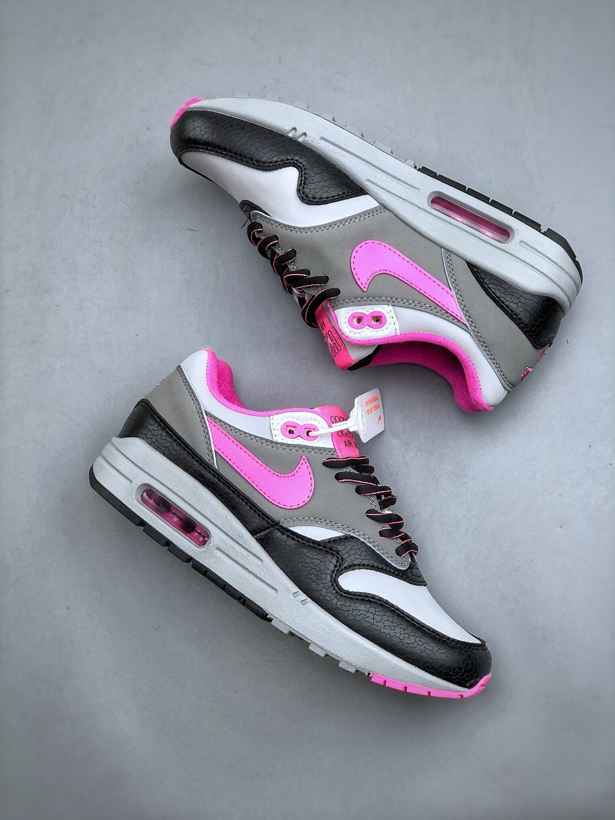 Nike Air Max 1 'Gris Rose Noir' — vue 4
