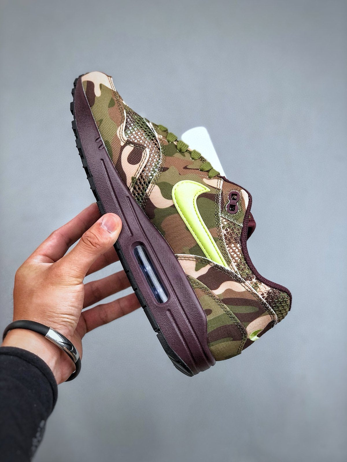 Nike Air Max 1 'Camo Kaki Lime' — vue 3