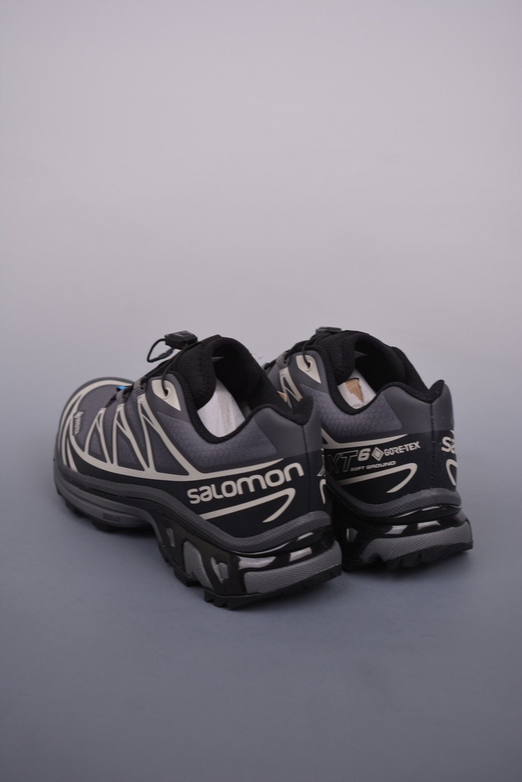 Sneakers XT-6 'Black Ebony' — vue 2