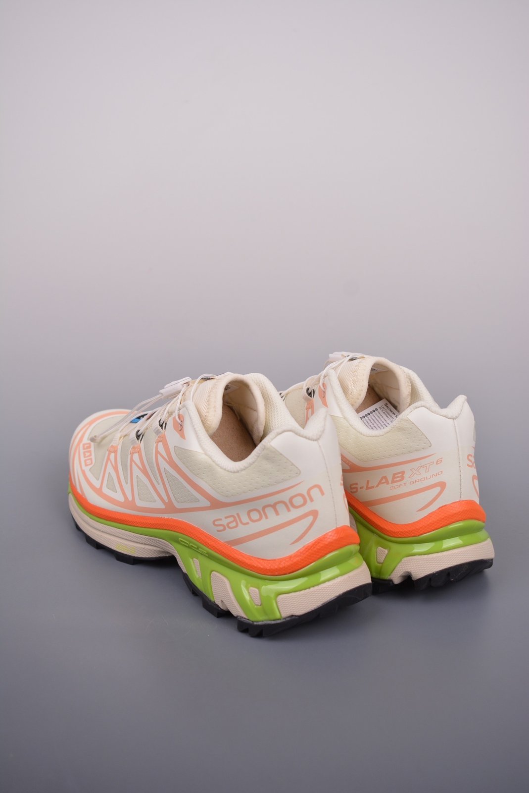 Sneakers XT-6 'Vanilla Ice Rose' — vue 3