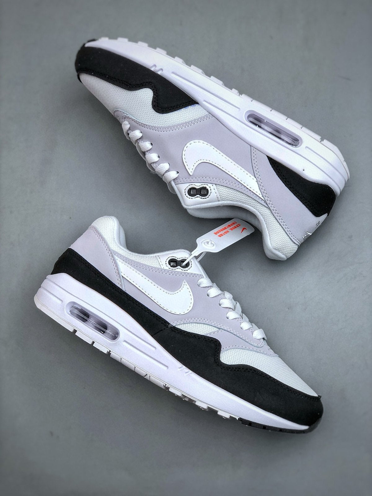 Nike Air Max 1 'Blanc Noir Classique' — vue 2