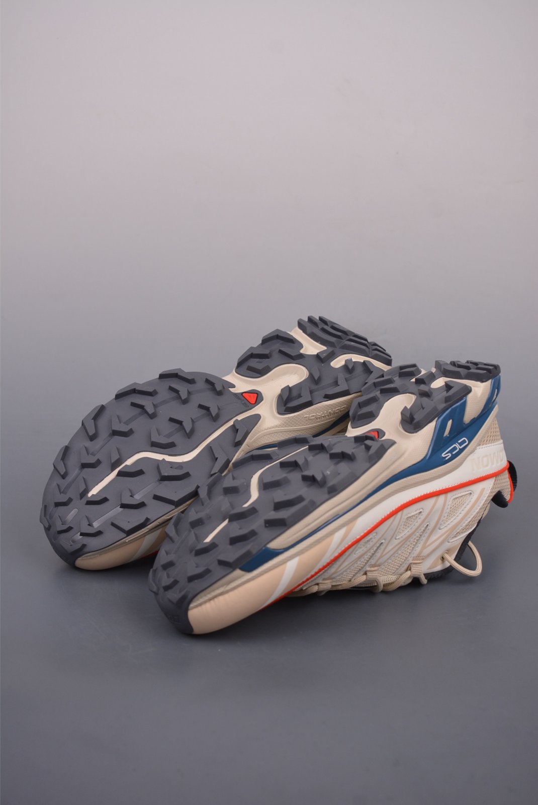 Sneakers XT-6 'Beige White Blue' — vue 3