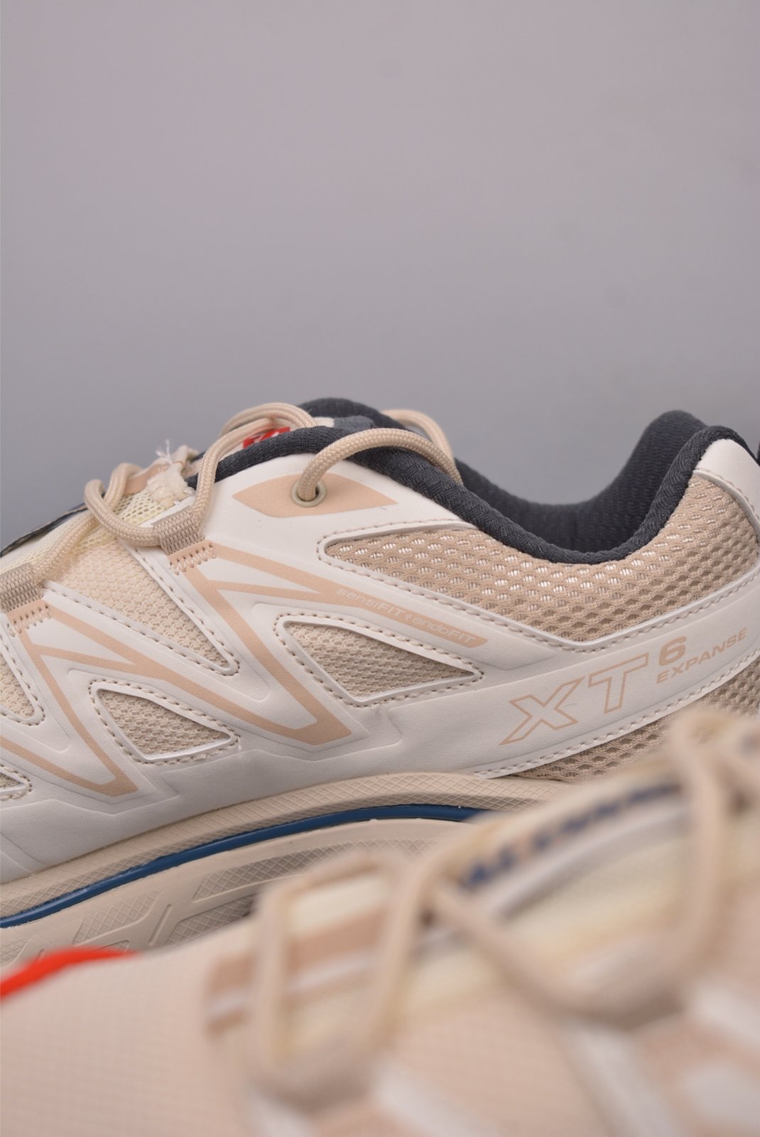 Sneakers XT-6 'Beige White Blue' — vue 4