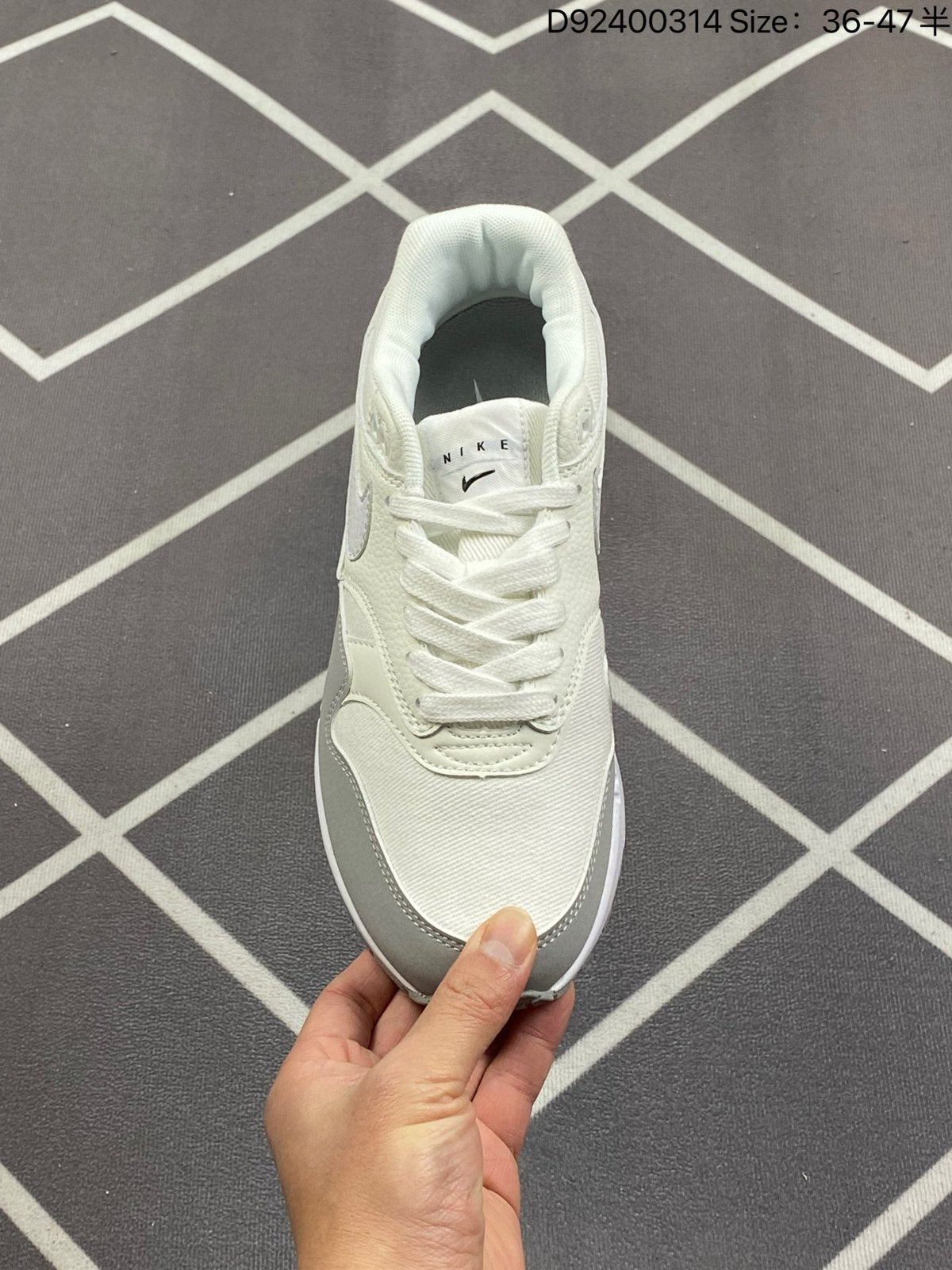 Nike Air Max 1 'Blanc Gris Clair' — vue 2