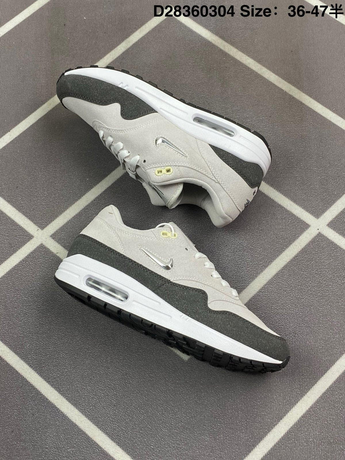 Nike Air Max 1 'OG Gris Noir' — vue 2