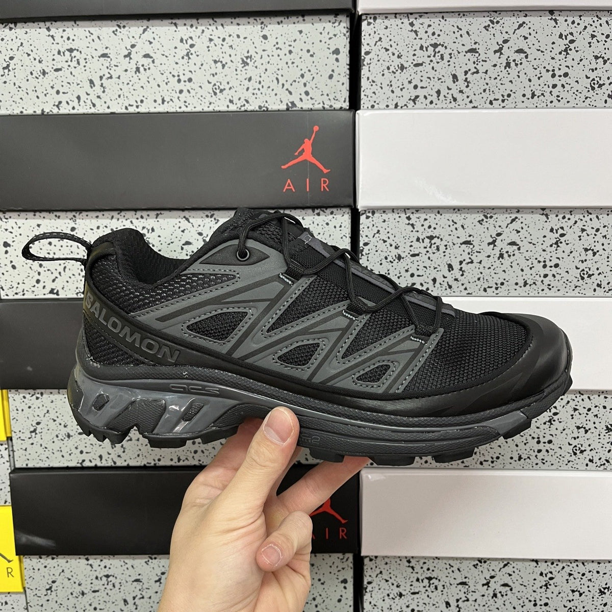 Sneakers XT-6 'Triple Black Phantom' — vue 9