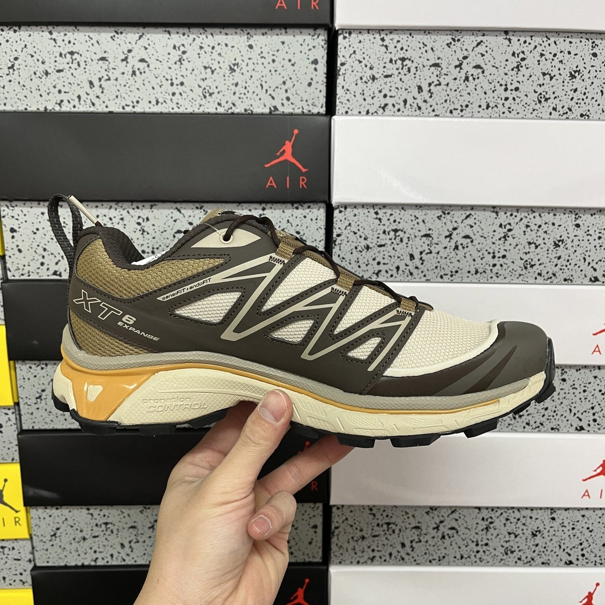 Sneakers XT-6 'Khaki Gold'