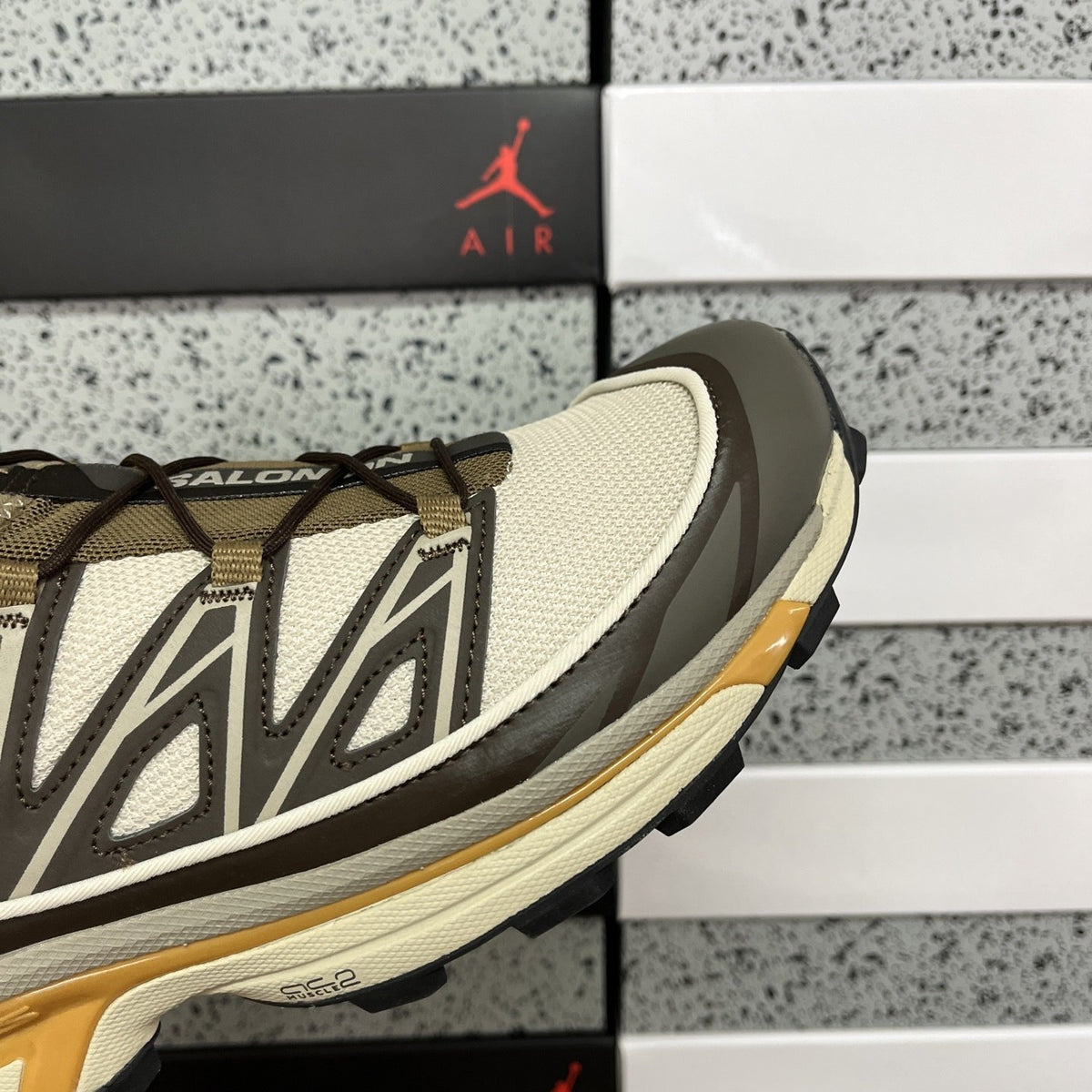Sneakers XT-6 'Khaki Gold' — vue 6