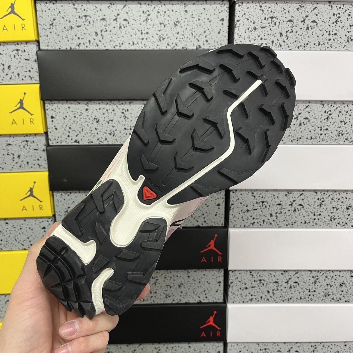 Sneakers XT-6 'Black White Pink' — vue 2