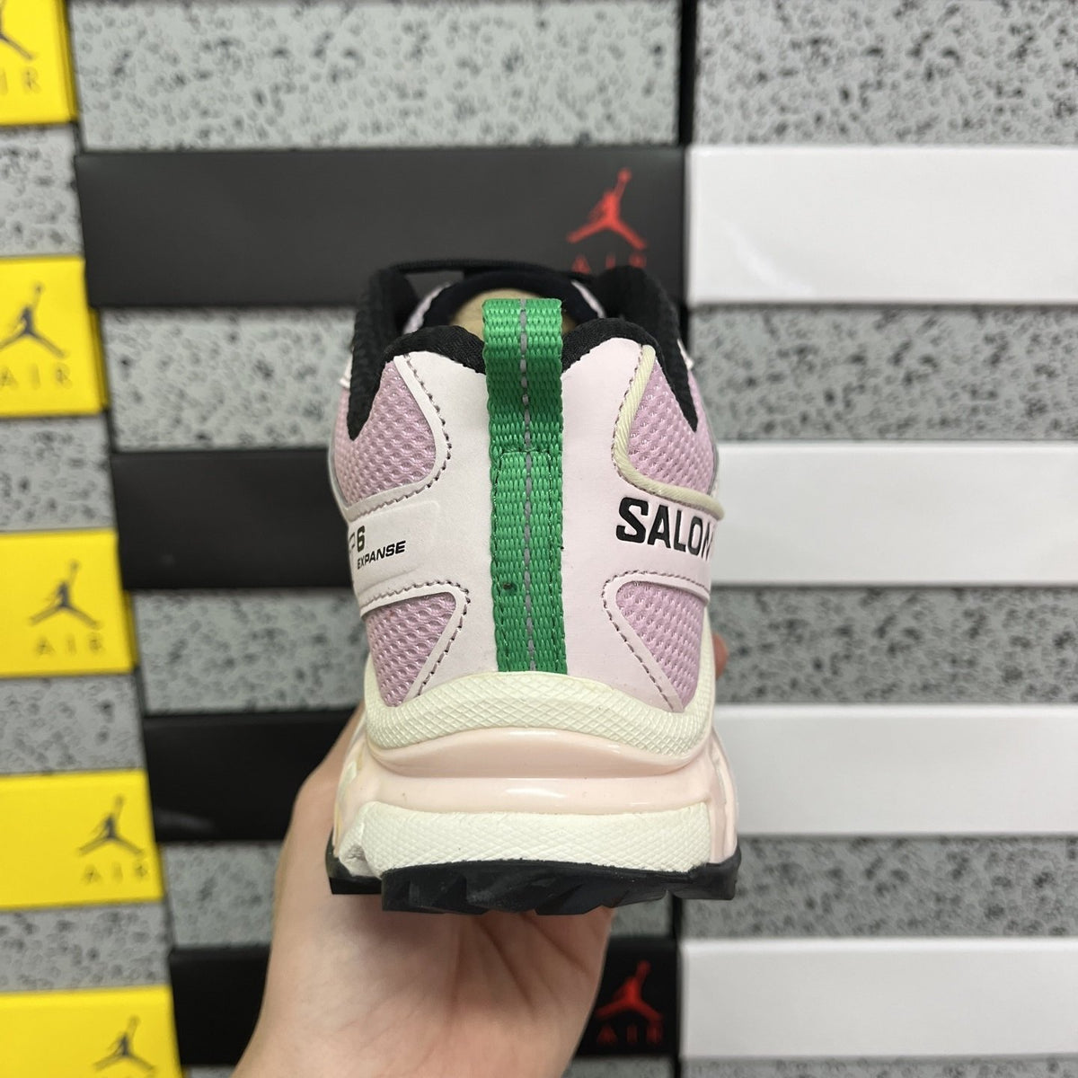 Sneakers XT-6 'Black White Pink' — vue 3