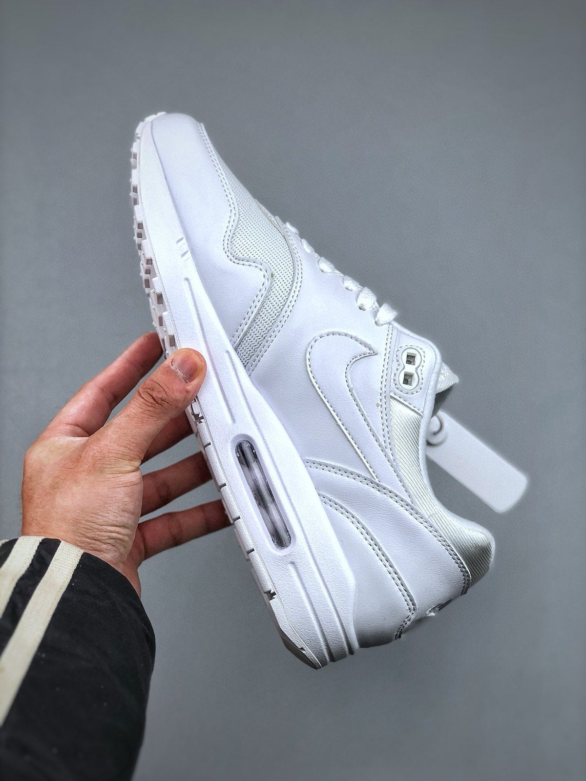 Nike Air Max 1 'Blanc Total' — vue 3